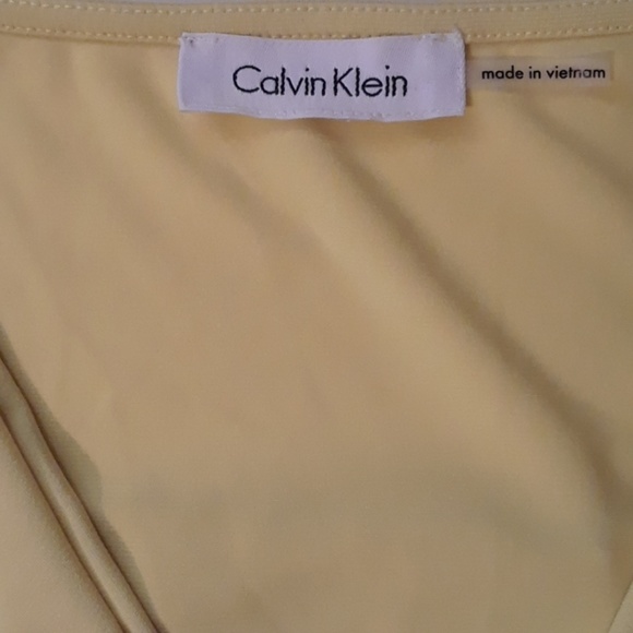 Shirt - Picture 2 of 4